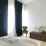 빌라 Casa Zabbara